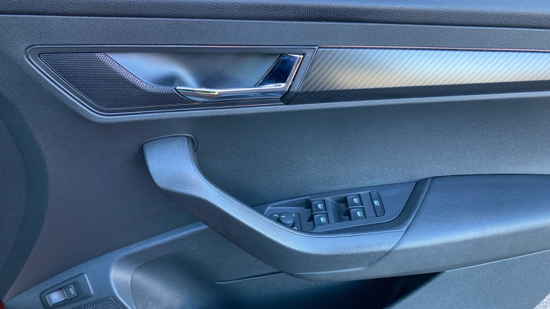 Skoda Karoq 1.5 TSI Sport Line 4x4 5dr DSG Petrol Estate